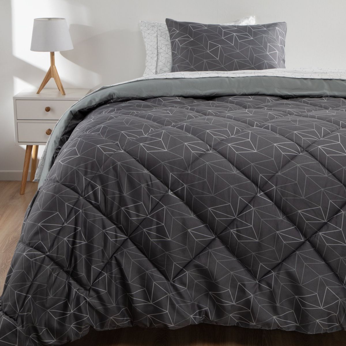 AMBIENTA - Juego De Cama Turvi: Plumón+ Sábanas+ Fundas de Almohada Ambienta