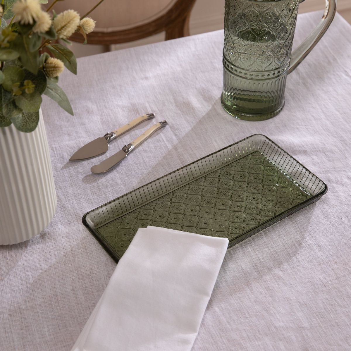 ROBERTA ALLEN - Fuente Rectangular Vidrio Labrado Verde 29.5X14.5X2.8 cm Roberta Allen