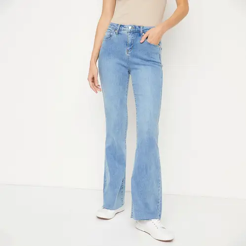 UNIVERSITY CLUB - Jeans Flare Tiro Alto Mujer