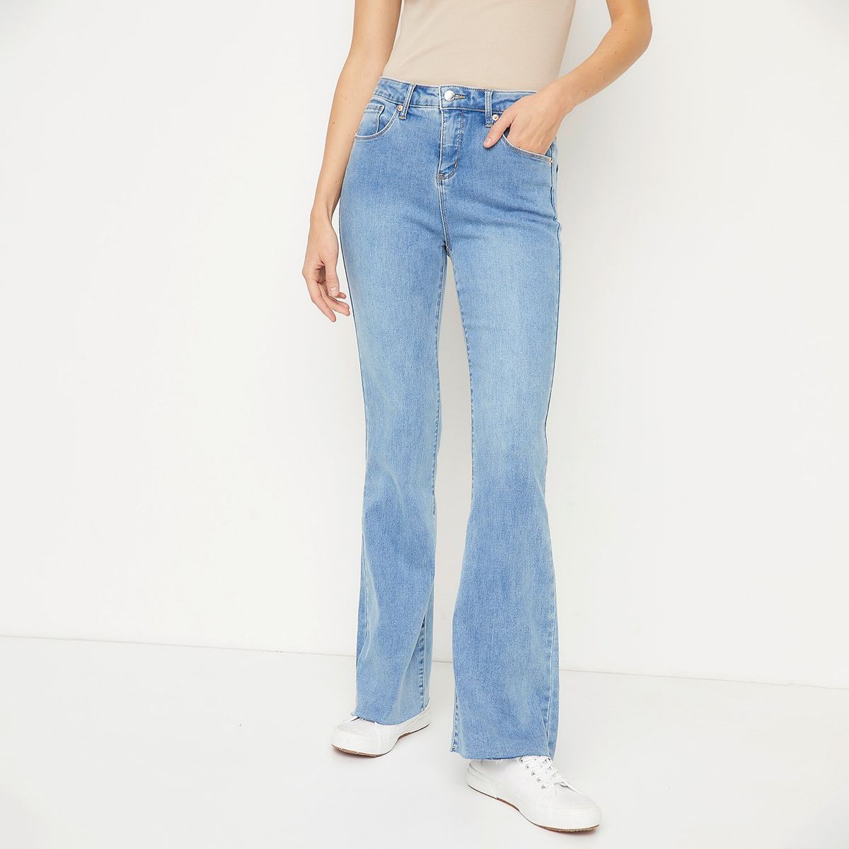 UNIVERSITY CLUB - Jeans Flare Tiro Alto Mujer University Club