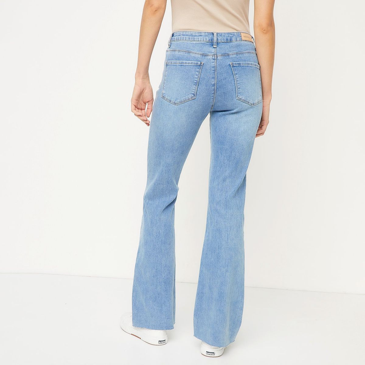 UNIVERSITY CLUB - Jeans Flare Tiro Alto Mujer University Club