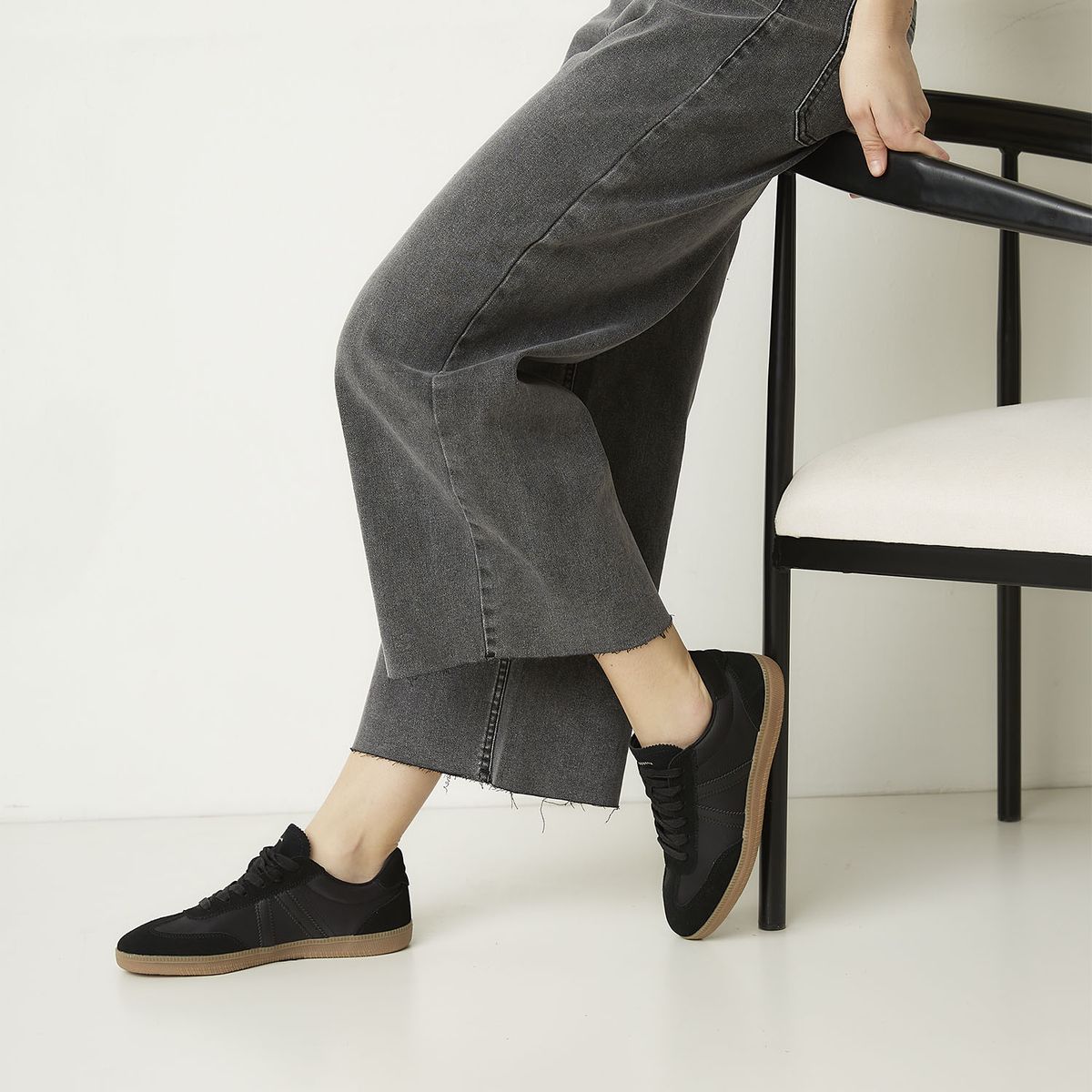 BASEMENT - Zapatillas Urbanas Adulci Basement Mujer Negra