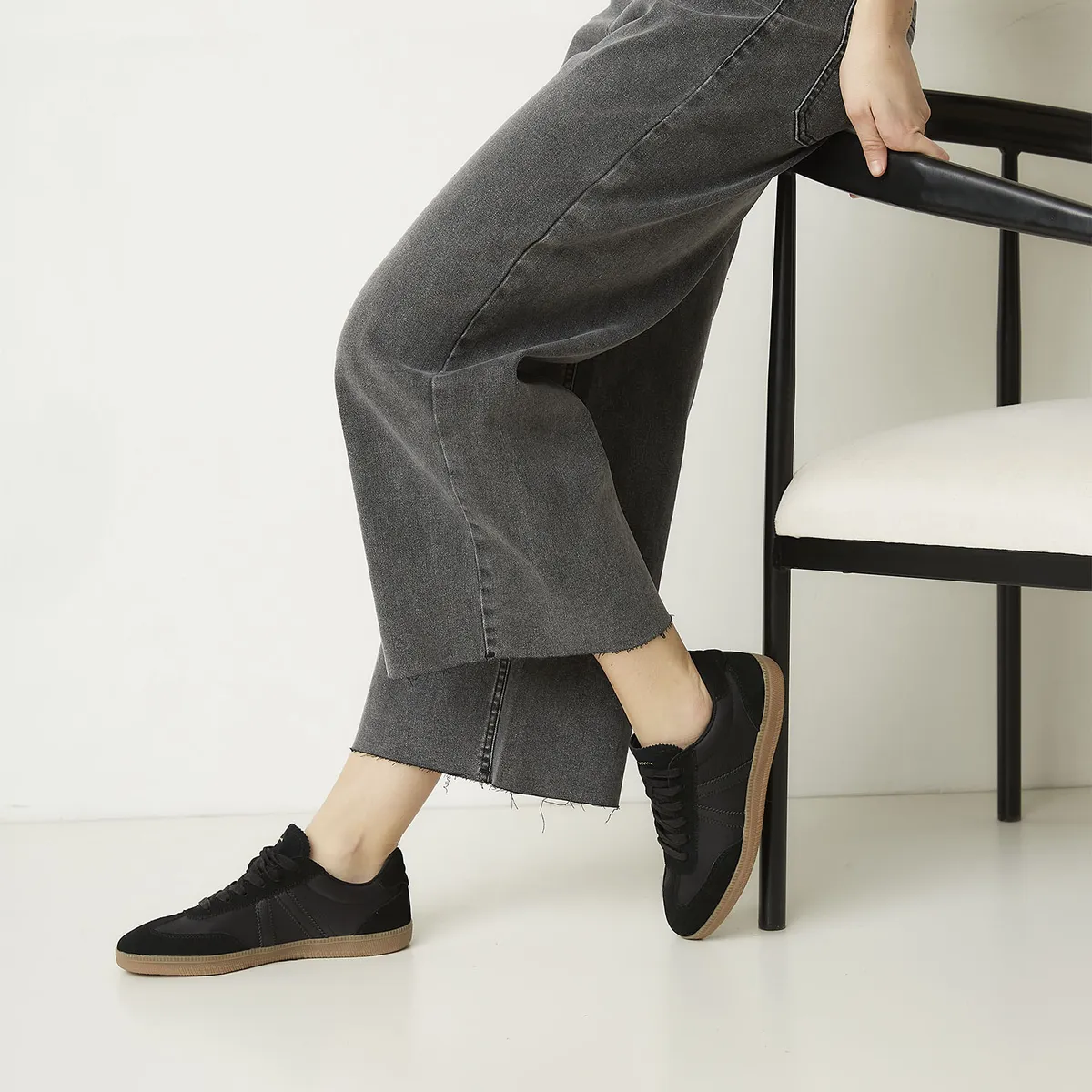 BASEMENT - Zapatillas Urbanas Adulci Basement Mujer Negra