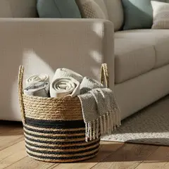 MICA - Canasto Rattán Líneas Negras Rush Adorno Decorativo