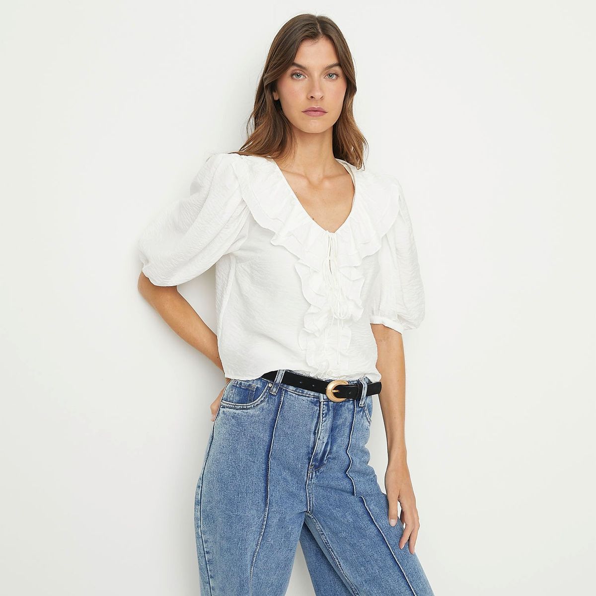 BASEMENT - Blusa Manga Corta Mujer Basement Cuello V con Volantes