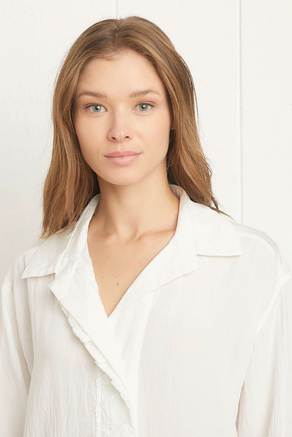 UNIVERSITY CLUB - Blusa Casual Mujer University Club Manga Larga con Volantes