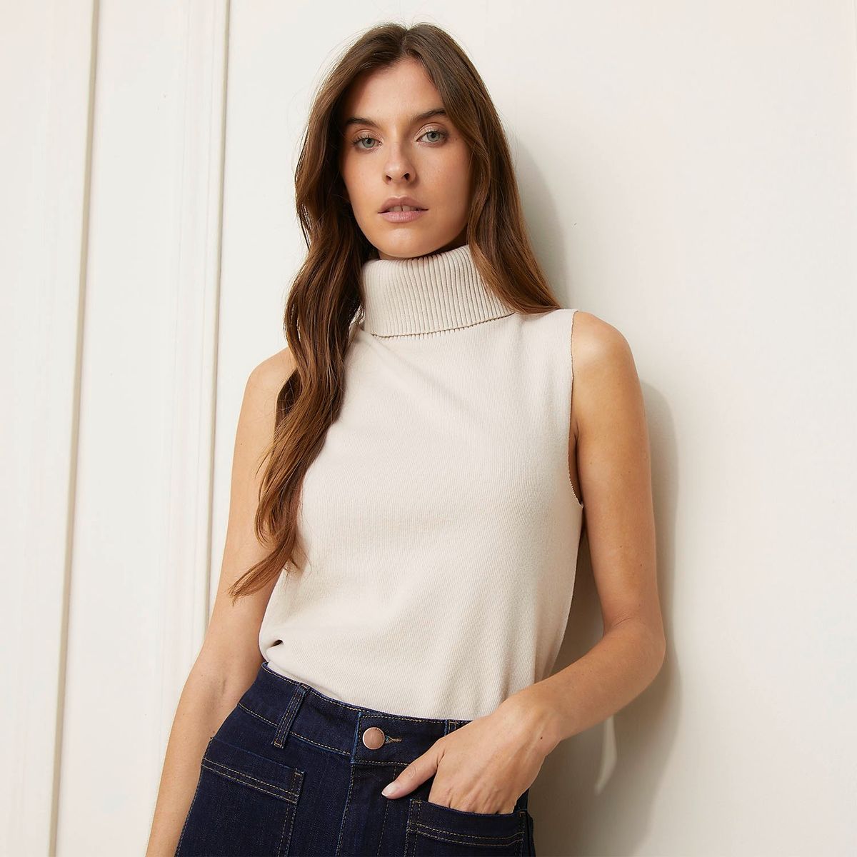 BASEMENT - Sweater Sin Manga Cuello Alto Basement Mujer Algodón