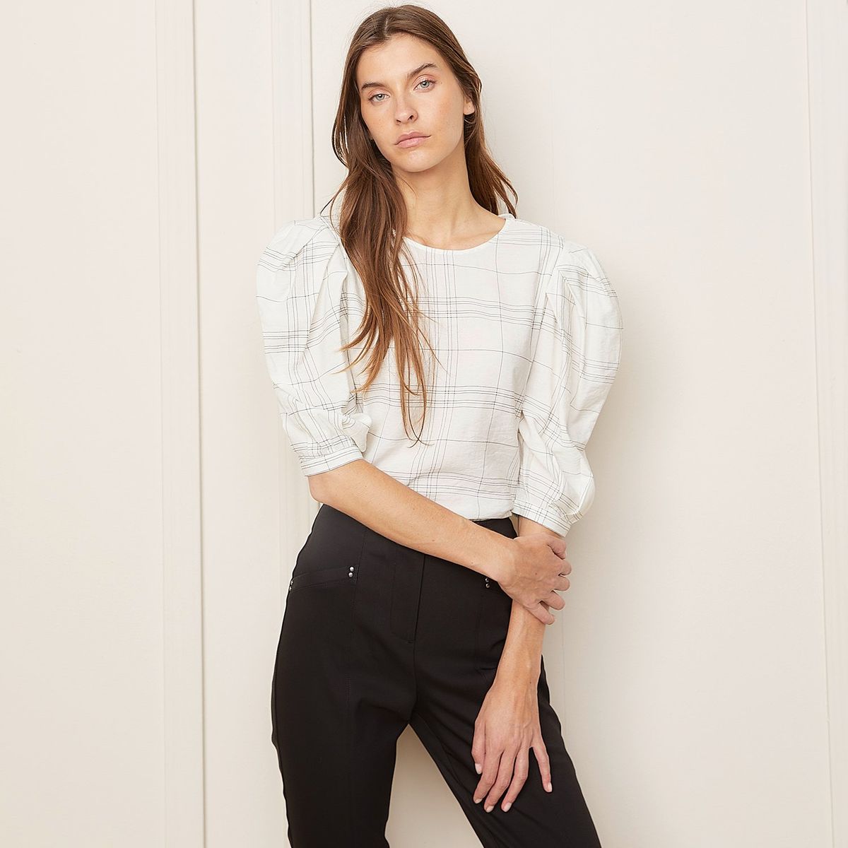 BASEMENT - Blusa Basement Manga Larga Estampada Mujer