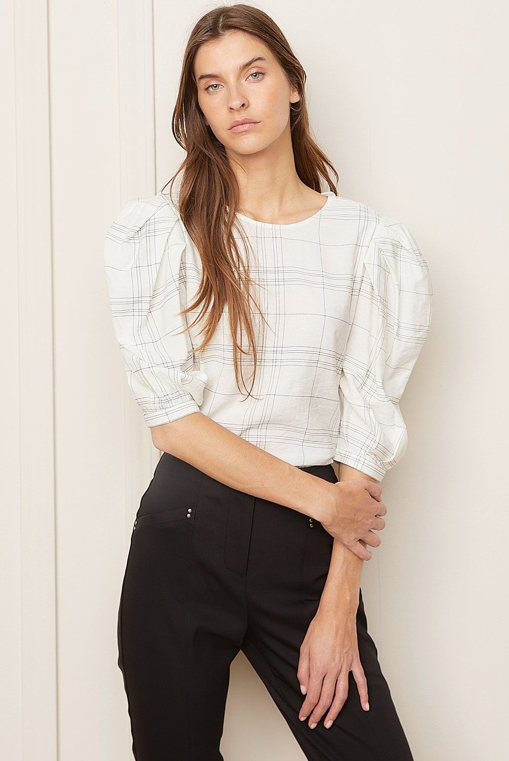 BASEMENT - Blusa Basement Manga Larga Estampada Mujer