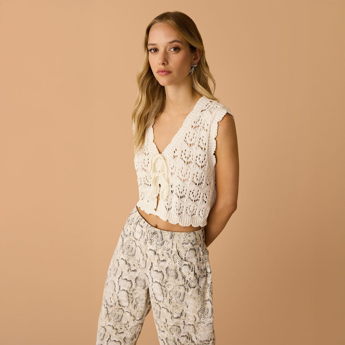 SYBILLA - Crop Top Sybilla Sin Mangas Crochet Mujer