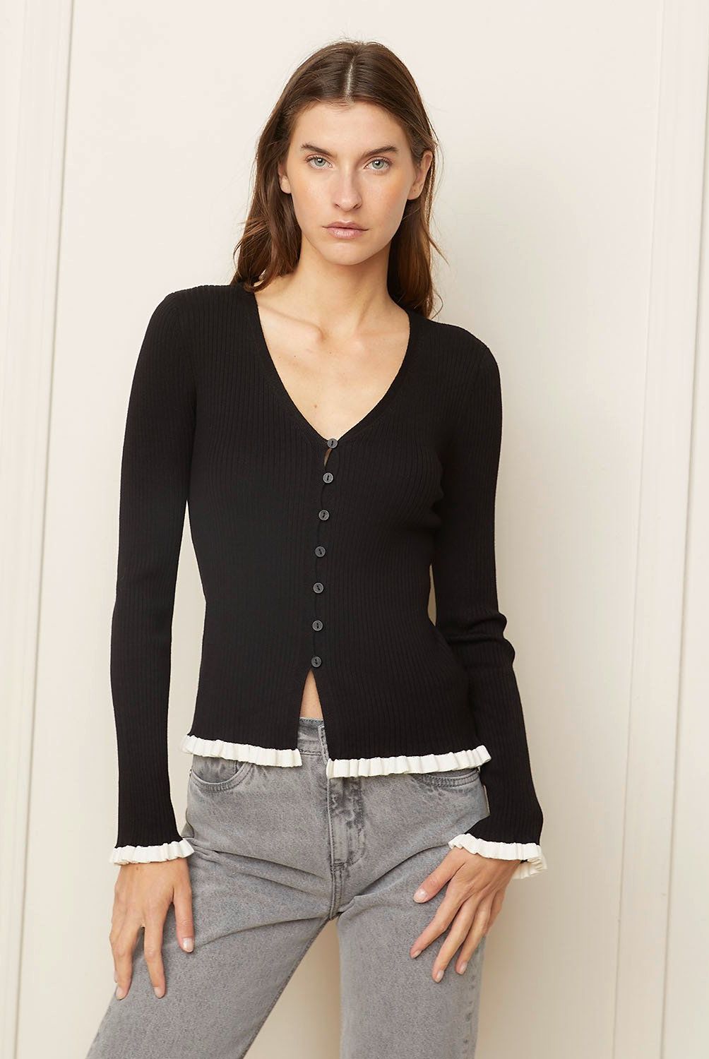 BASEMENT - Sweater Manga Larga Basement Viscosa Diseño Liso Mujer