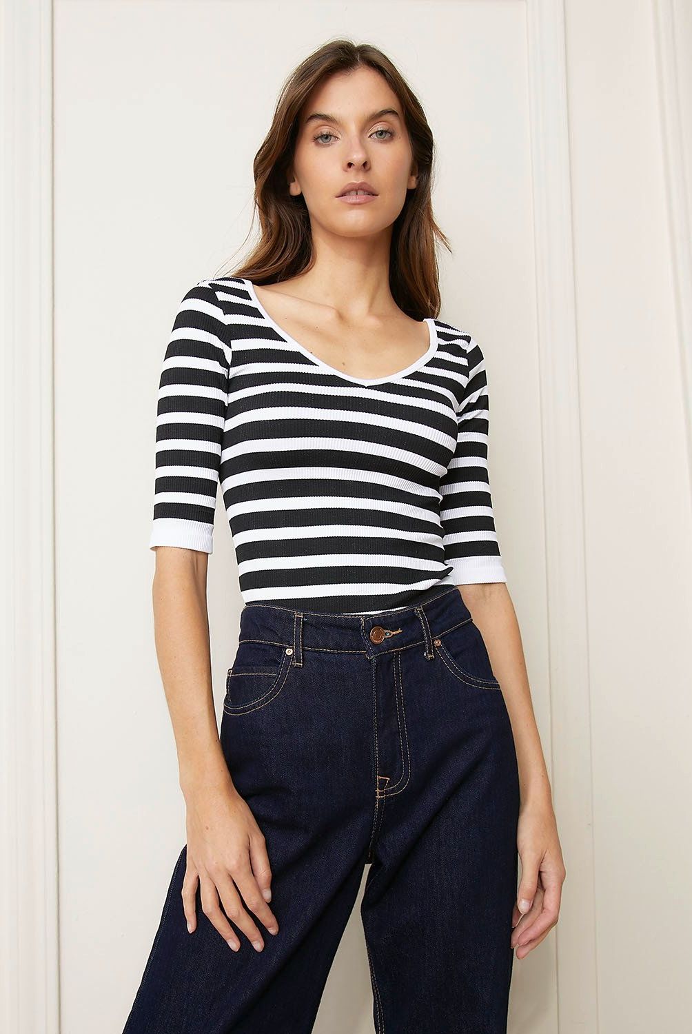 BASEMENT - Polera Manga Corta Basement Mujer Casual