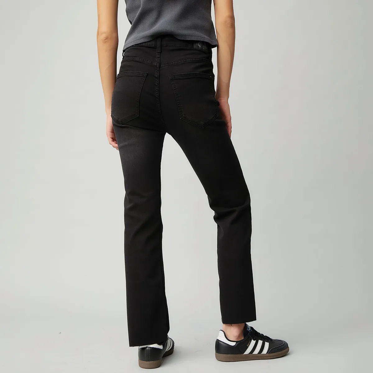 AMERICANINO - Jeans Crop Flare Tiro Alto Mujer Americanino