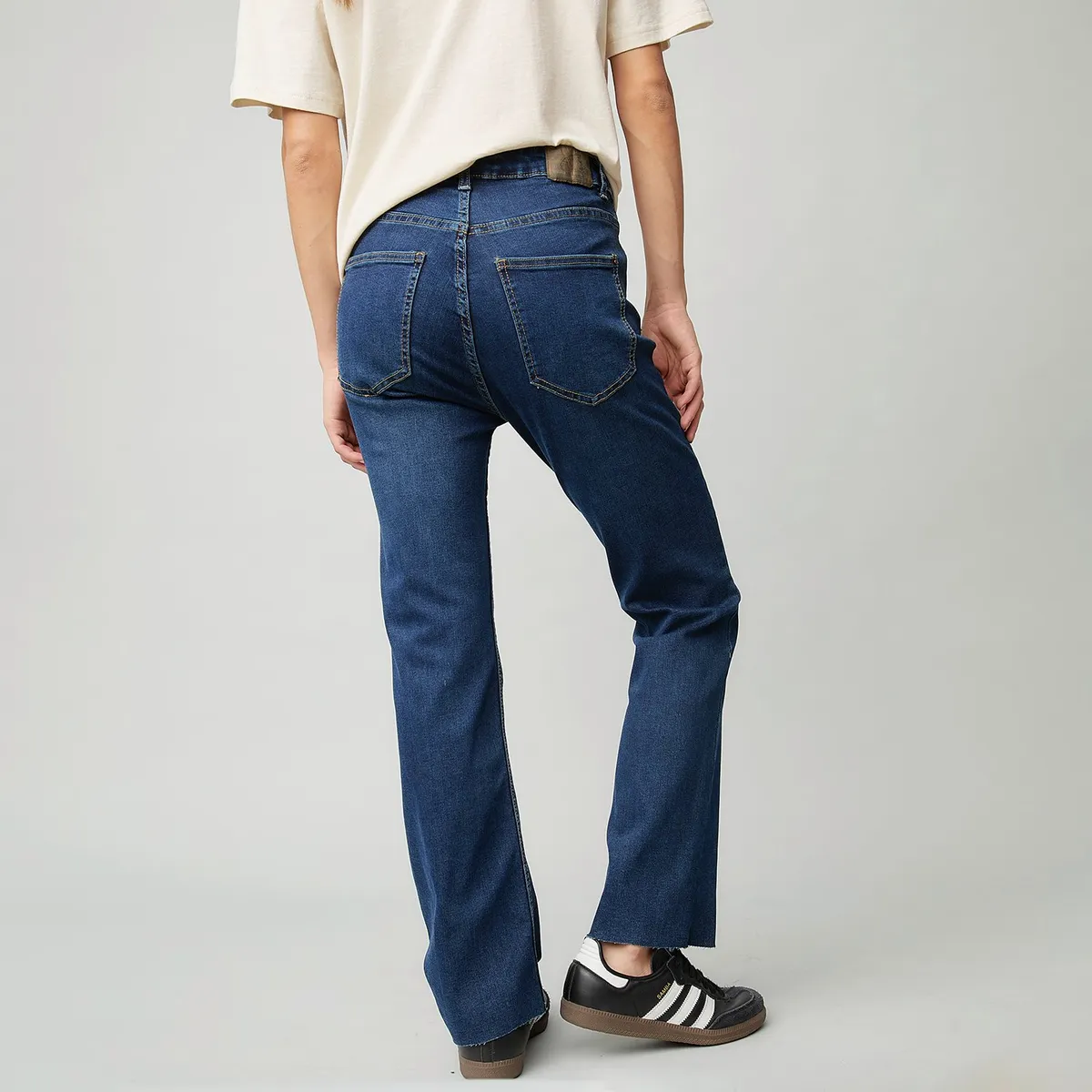 AMERICANINO - Jeans Crop Flare Tiro Alto Mujer Americanino