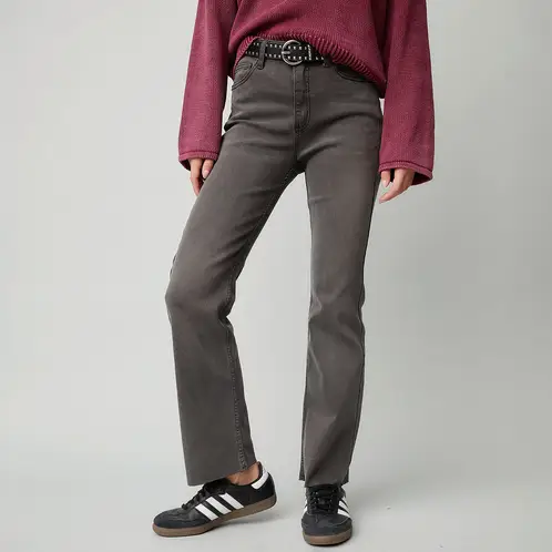 AMERICANINO - Jeans Crop Flare Tiro Alto Mujer