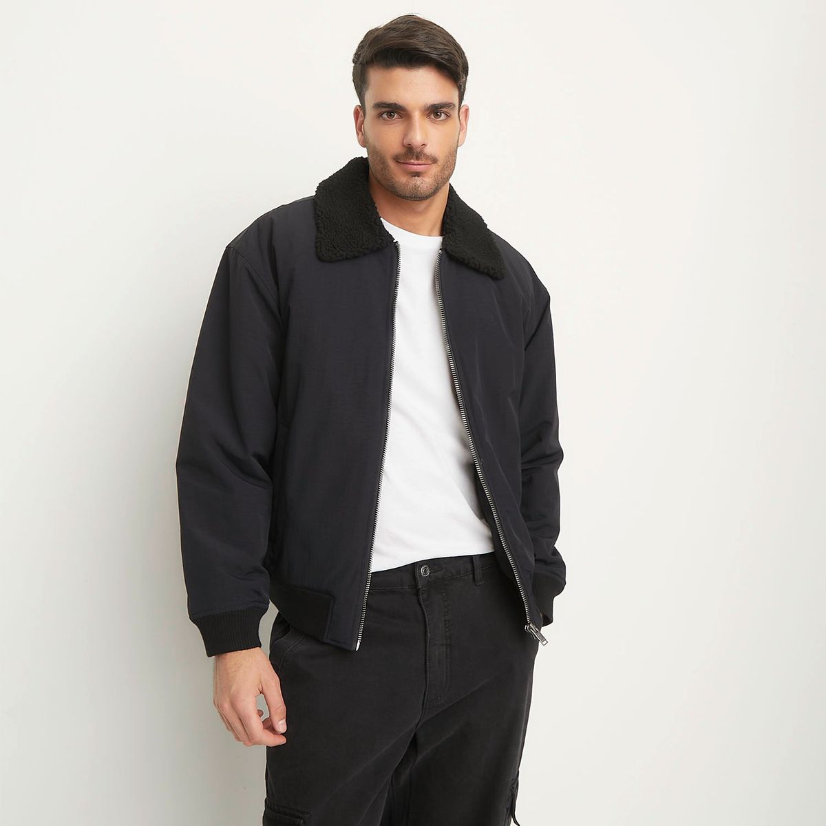 BASEMENT - Chaqueta Acolchada Basement Cuello Shearling Hombre Negra