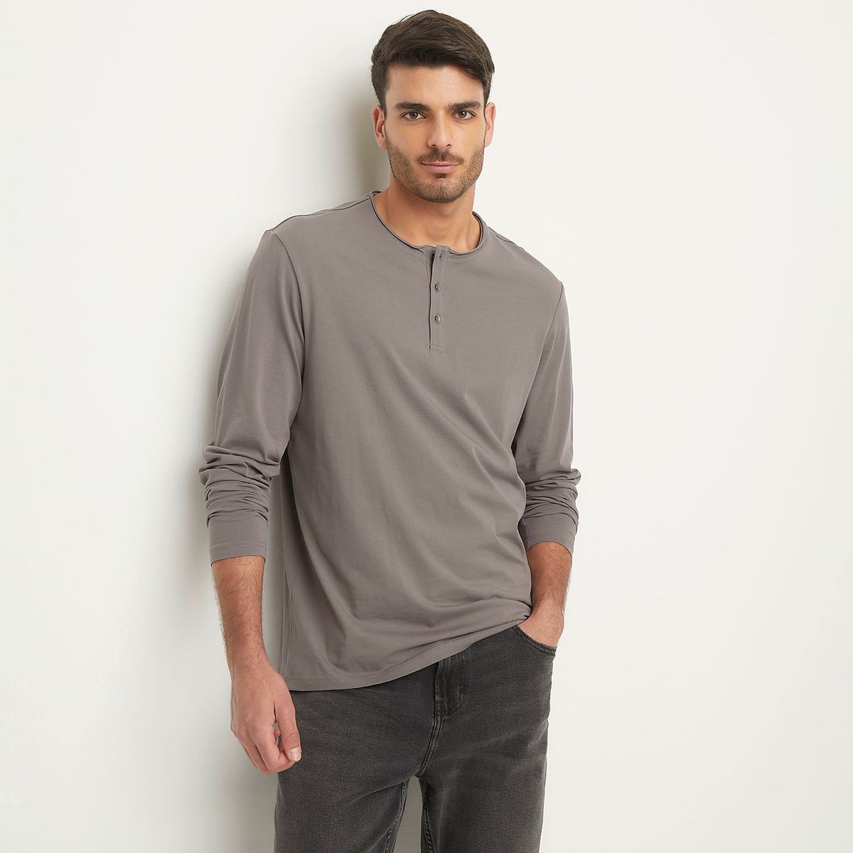 BASEMENT - Polera Henley Manga Larga Algodón Basement Hombre