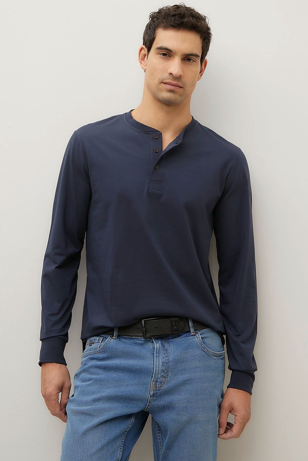 WOLF&HANK - Polera Manga Larga Henley Algodón Wolf&Hank Hombre