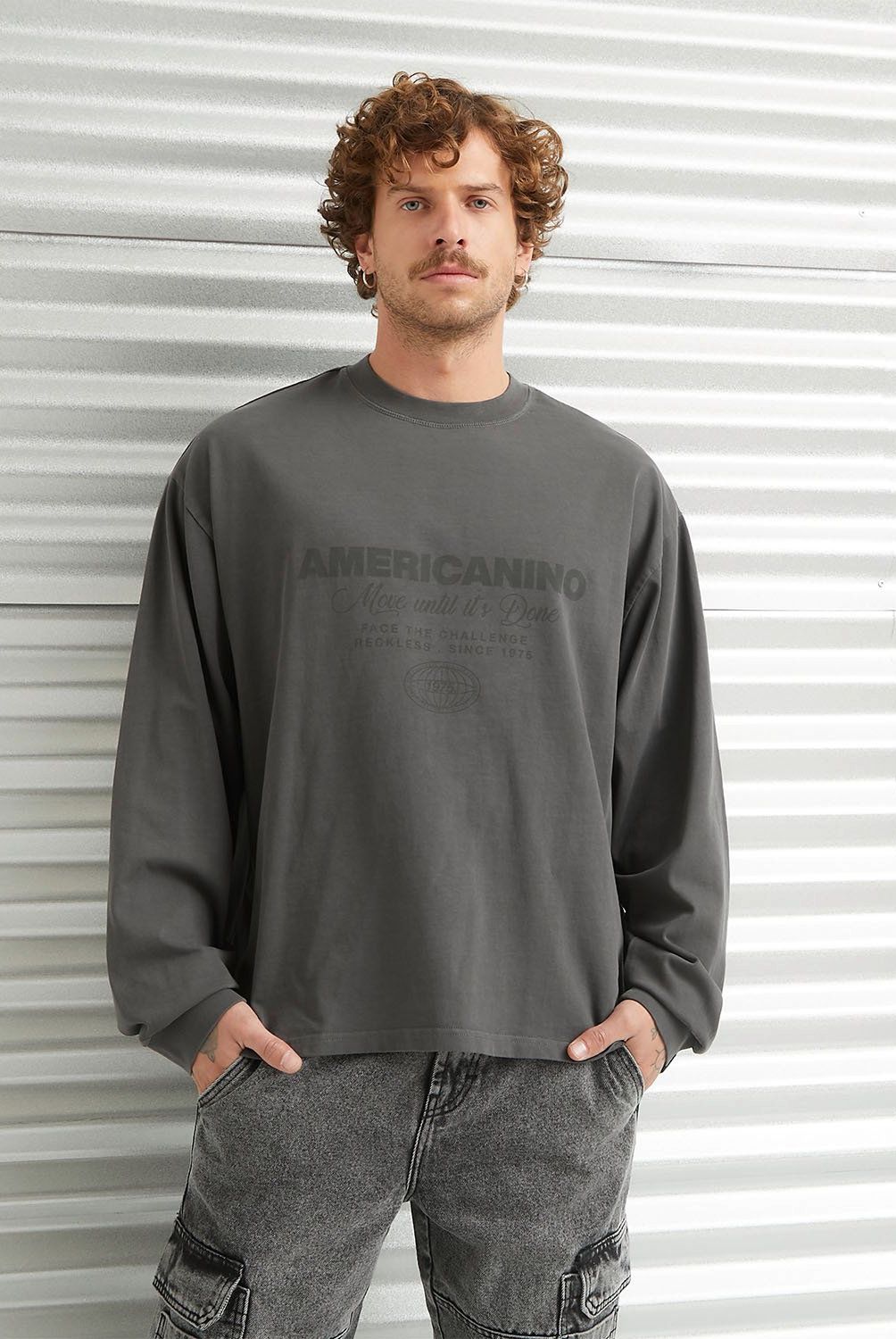 AMERICANINO - Polera Manga Larga Relaxed Fit Hombre Americanino