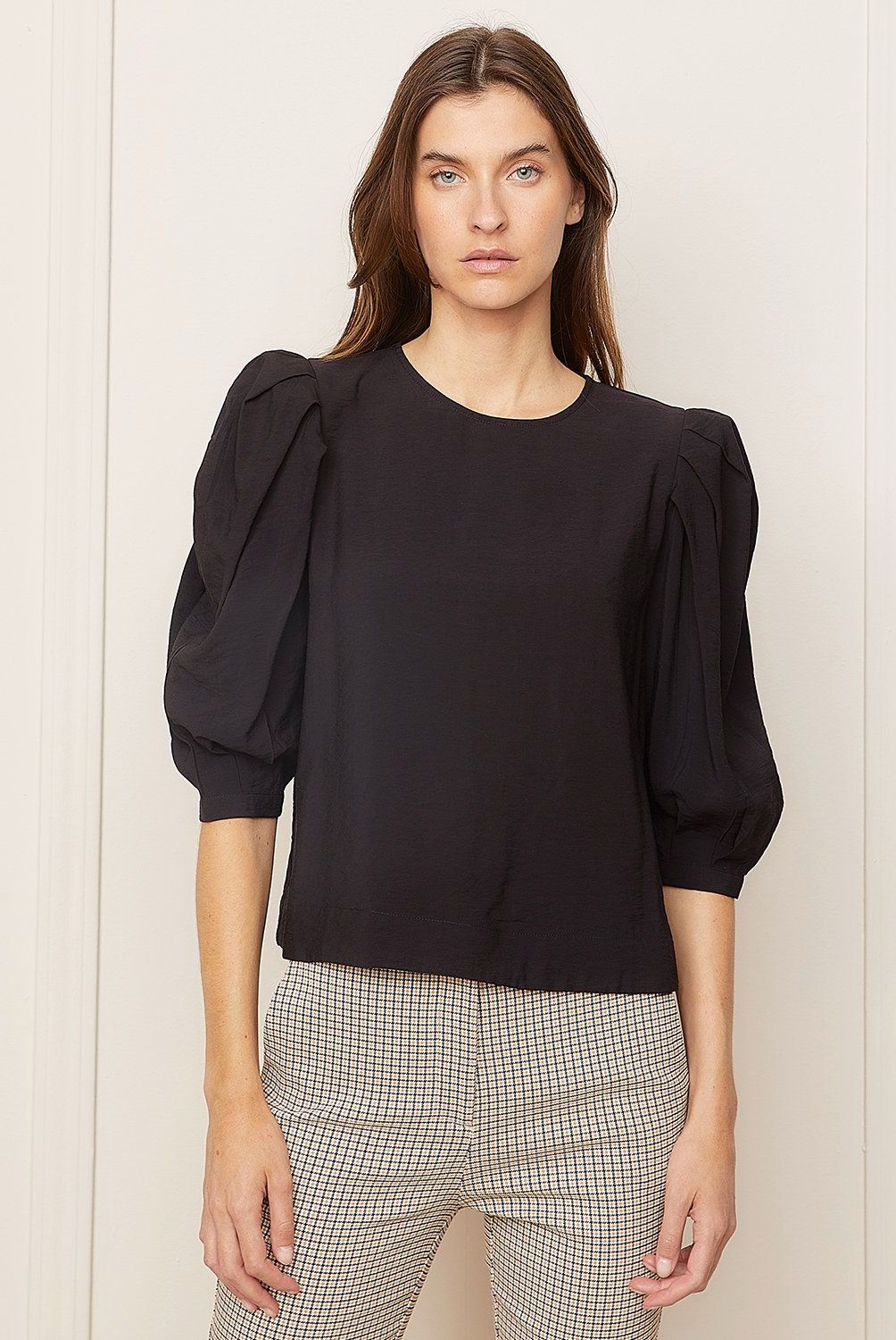 BASEMENT - Blusa Basement Manga Larga Estampada Mujer
