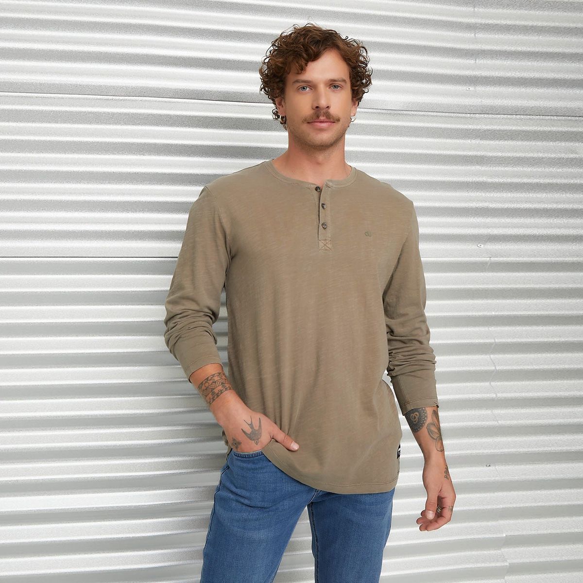 AMERICANINO - Polera Manga Larga Henley Hombre Americanino