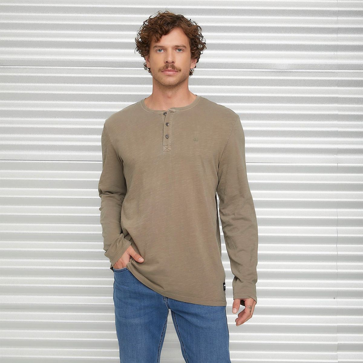 AMERICANINO - Polera Manga Larga Henley Hombre Americanino