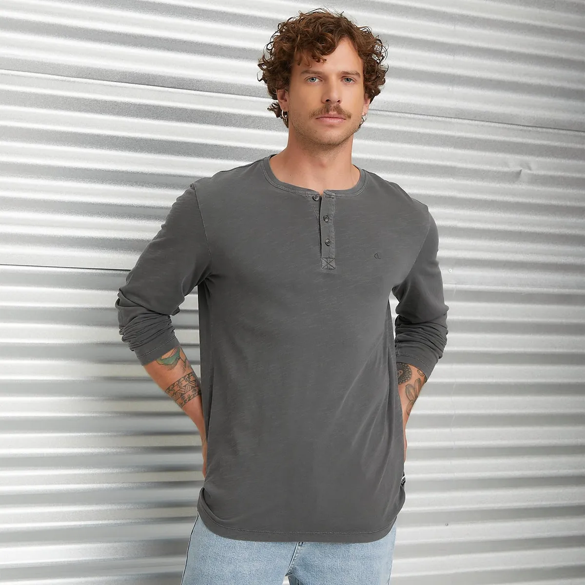 AMERICANINO - Polera Manga Larga Henley Hombre Americanino