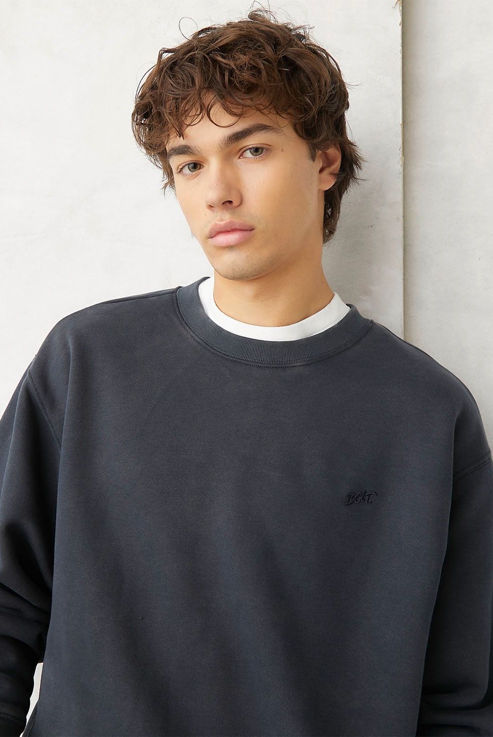 BEARCLIFF - Polerón Crew Neck Relaxed Fit Hombre Bearcliff