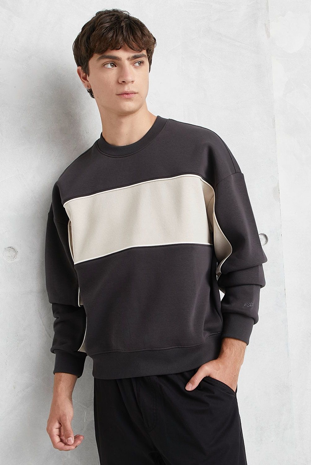 BEARCLIFF - Polerón Bearcliff Crew Neck Algodón Hombre Regular Fit