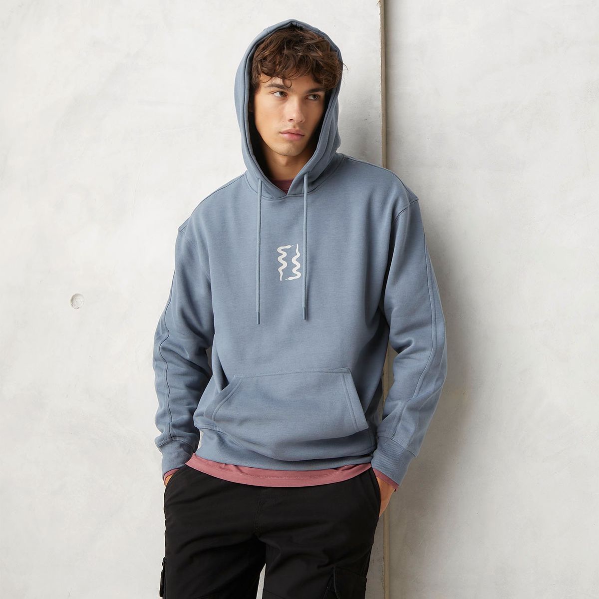 BEARCLIFF - Polerón Canguro Relaxed Fit Hombre Bearcliff