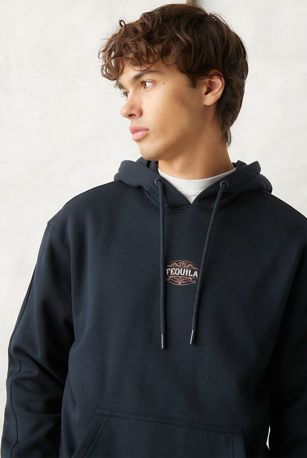 BEARCLIFF - Polerón Canguro Relaxed Fit Hombre Bearcliff
