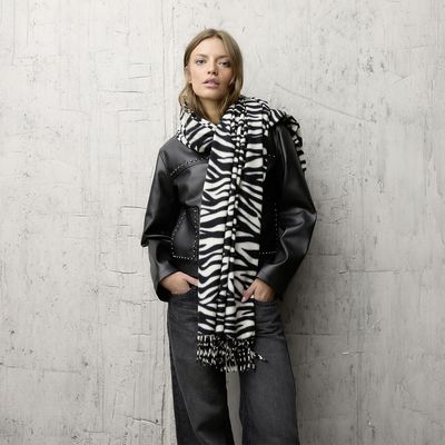 Imagen 2 del producto Bufanda Mujer Animal Print Sintética