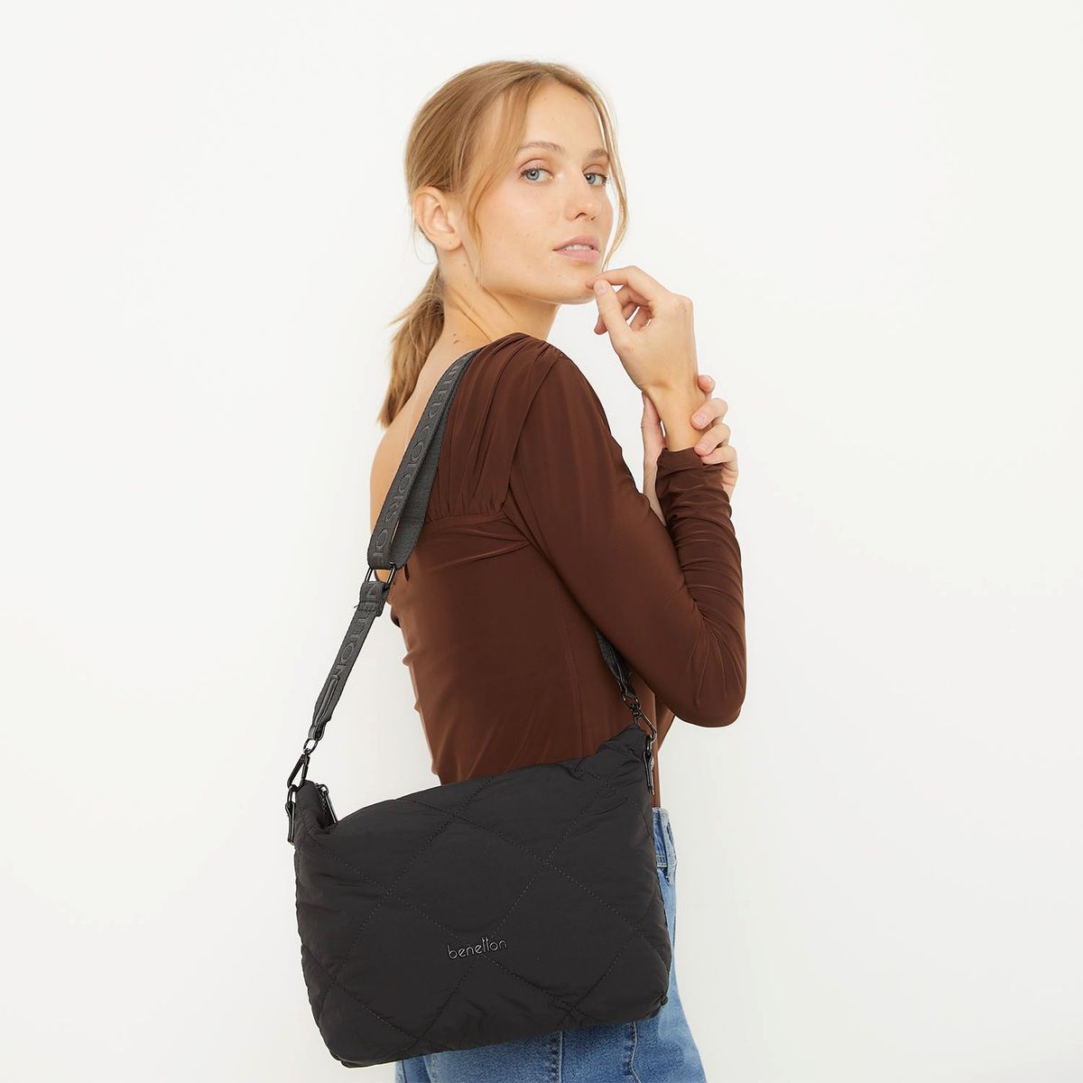 BENETTON - Bandolera Negra Mujer Benetton