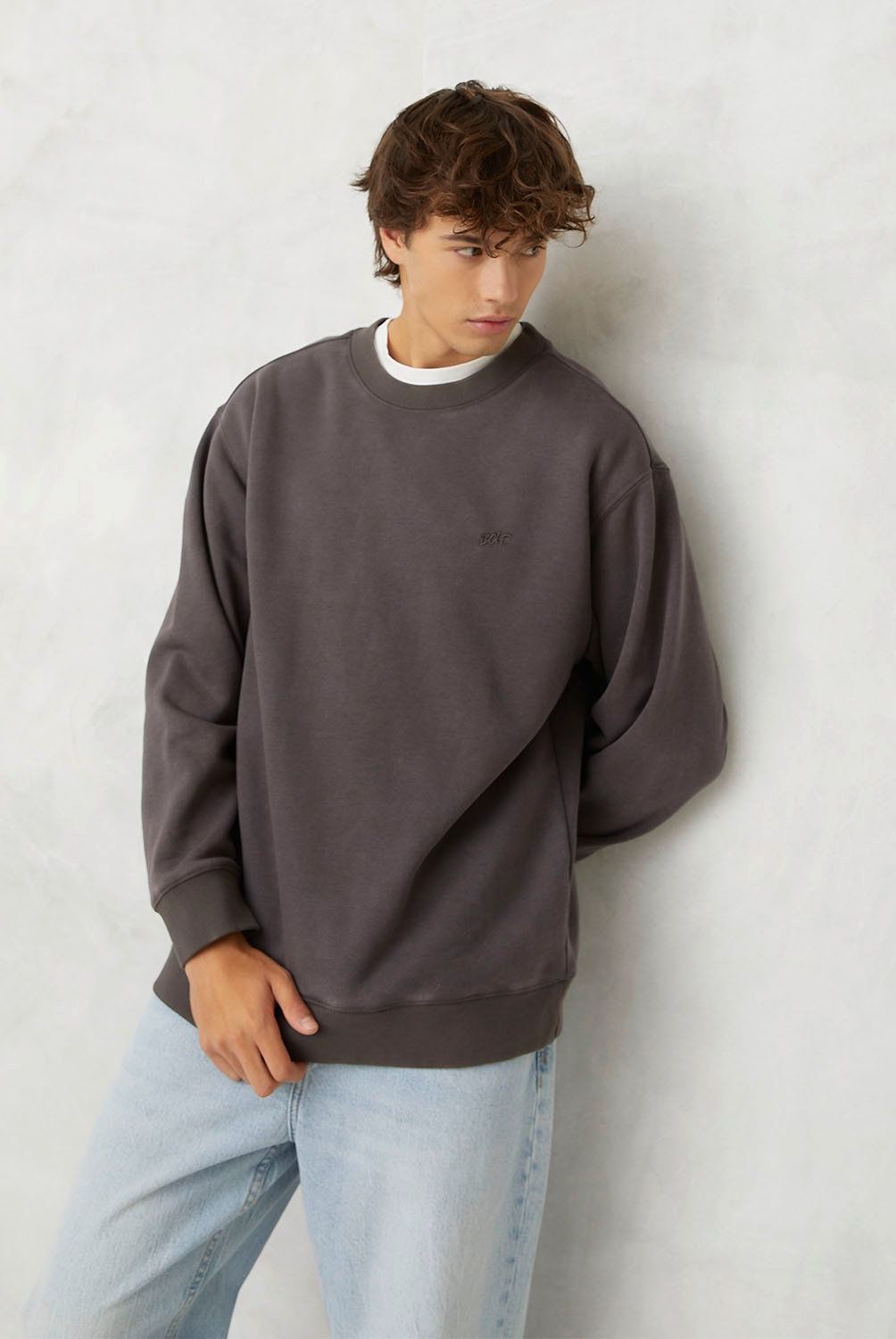 BEARCLIFF - Polerón Crew Neck Relaxed Fit Hombre Bearcliff