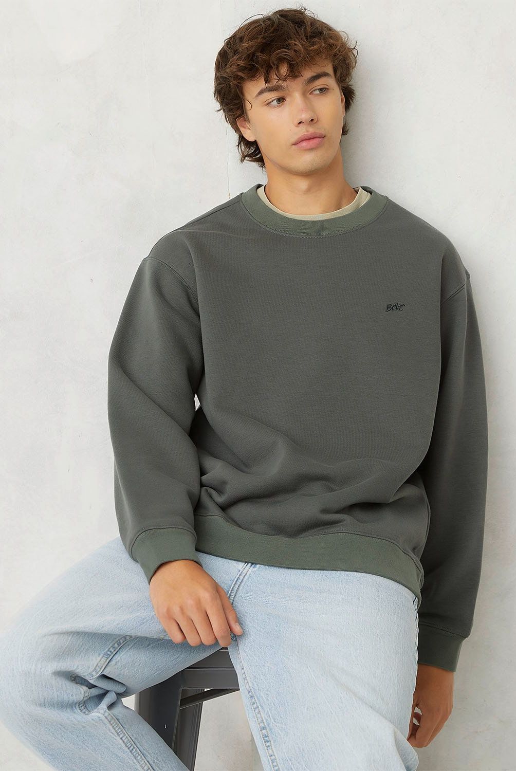 BEARCLIFF - Polerón Crew Neck Relaxed Fit Hombre Bearcliff