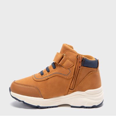 Imagen 2 del producto Botín Niño Café (27 a 38)