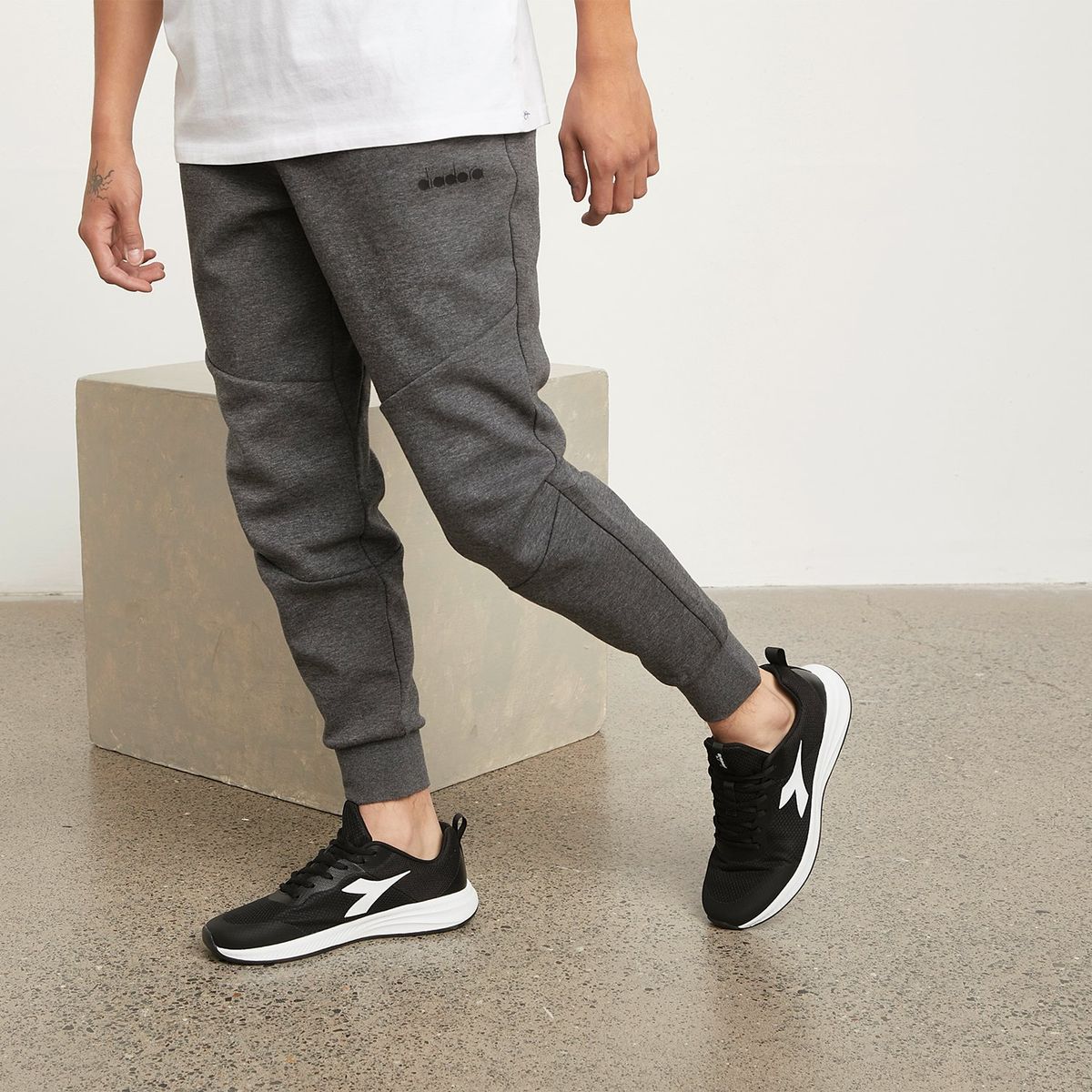 DIADORA - Solton Zapatilla Urbana Hombre Negro Diadora