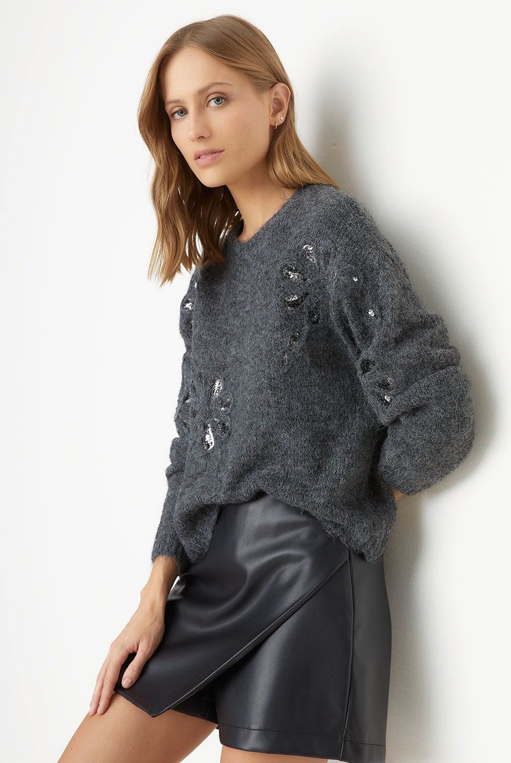 BASEMENT - Sweater Mujer Basement