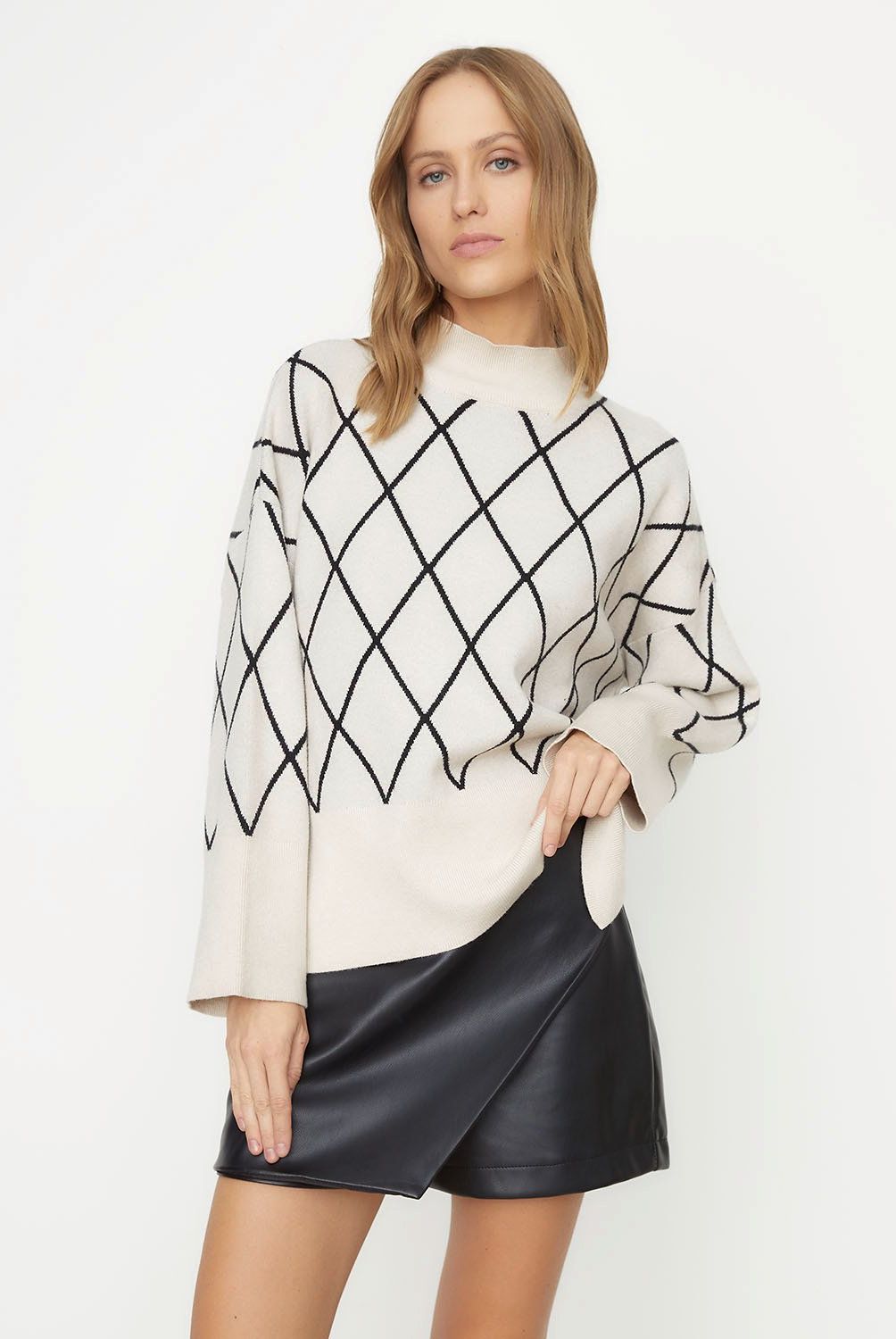 BASEMENT - Sweater Mujer Basement