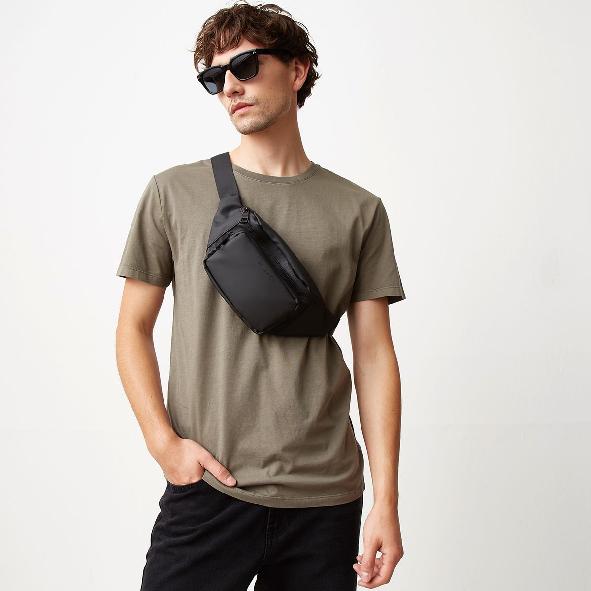 BASEMENT - Banano Hombre Basement