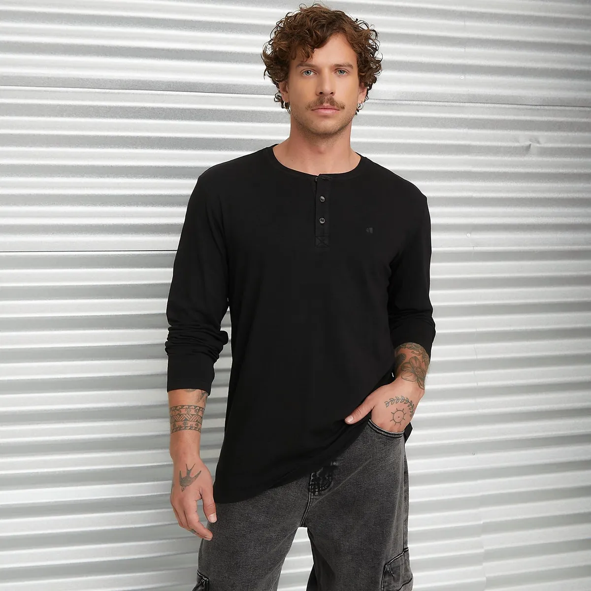 AMERICANINO - Polera Manga Larga Henley Hombre Americanino