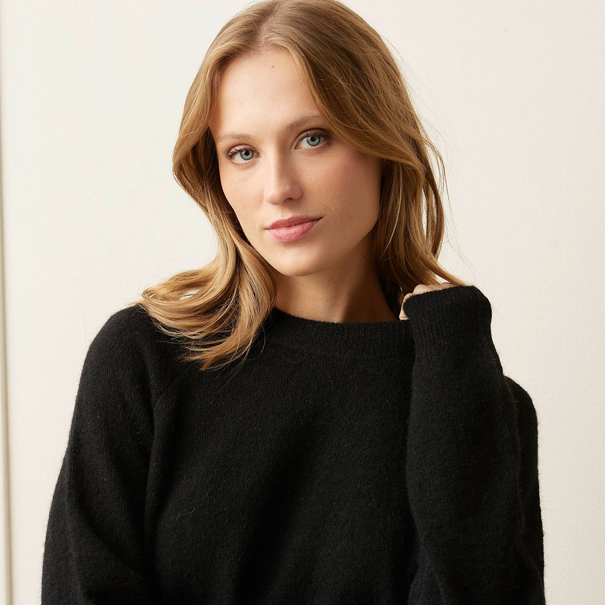 BASEMENT - Sweater Mujer Basement