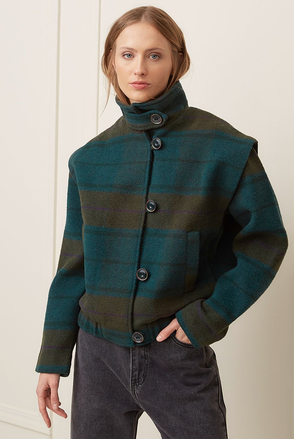 BASEMENT - Chaqueta Mujer Basement