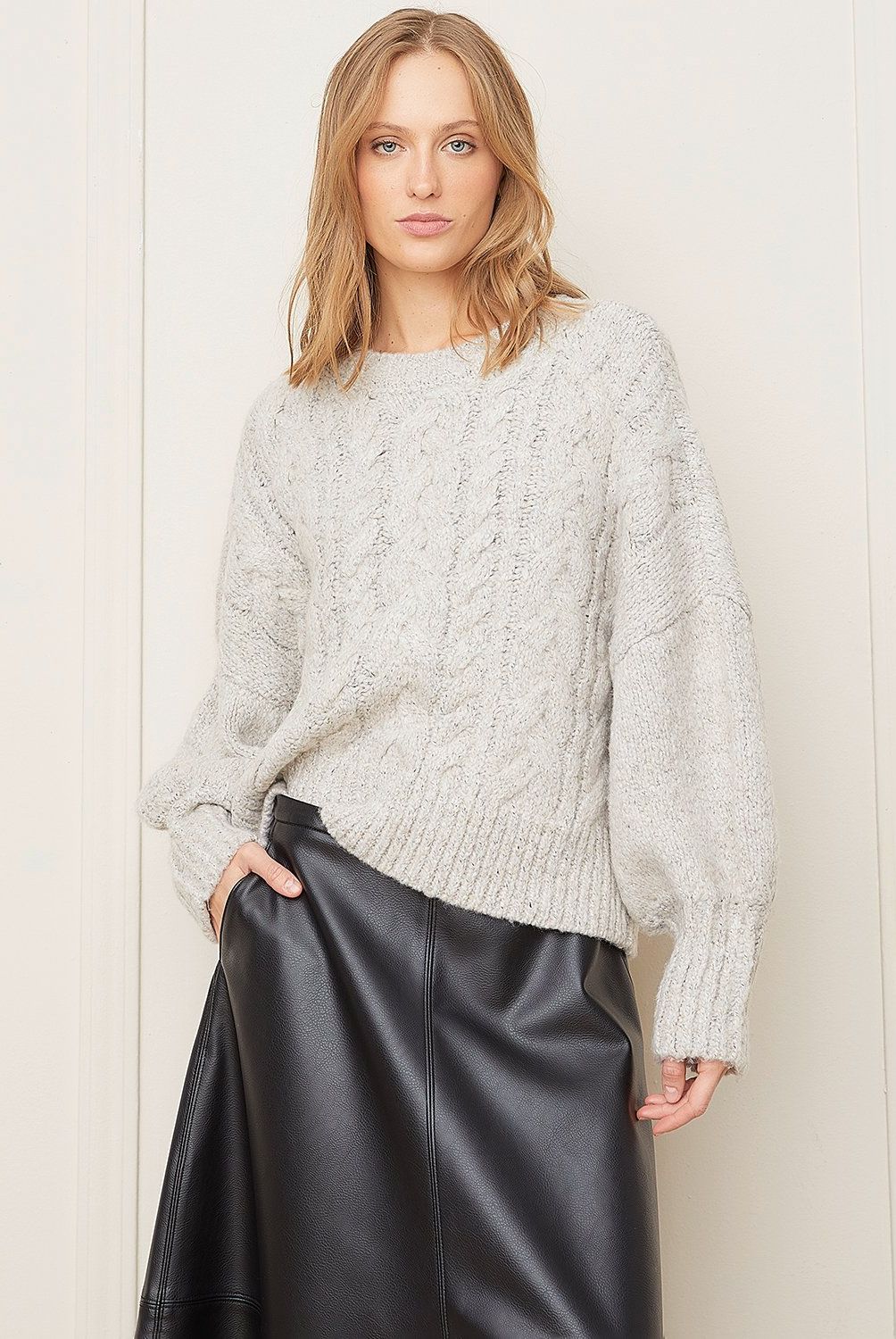 BASEMENT - Sweater Mujer Basement