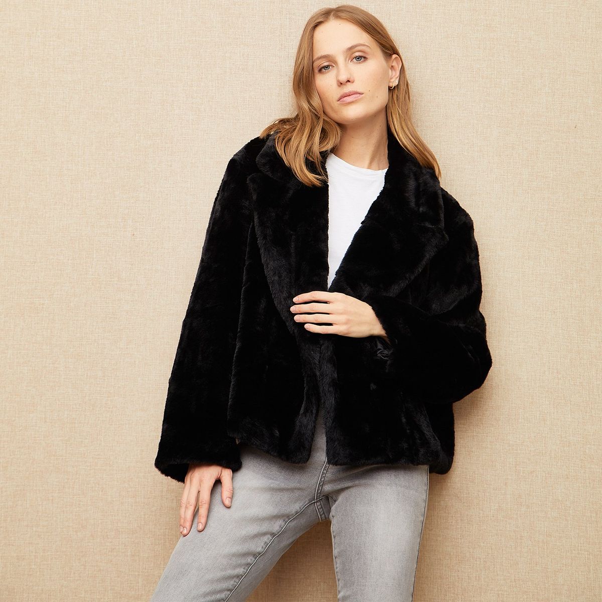 UNIVERSITY CLUB - Abrigo Peludo Mujer University Club