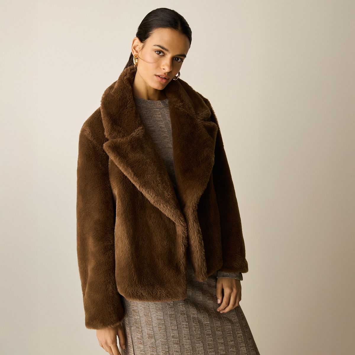 UNIVERSITY CLUB - Abrigo Peludo Mujer University Club