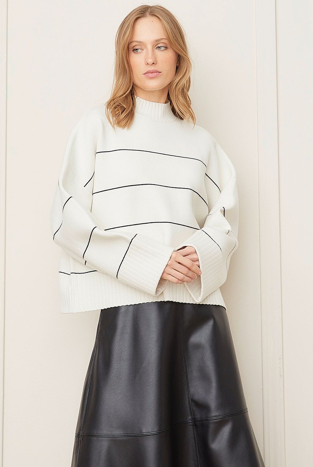 BASEMENT - Sweater Mujer Basement