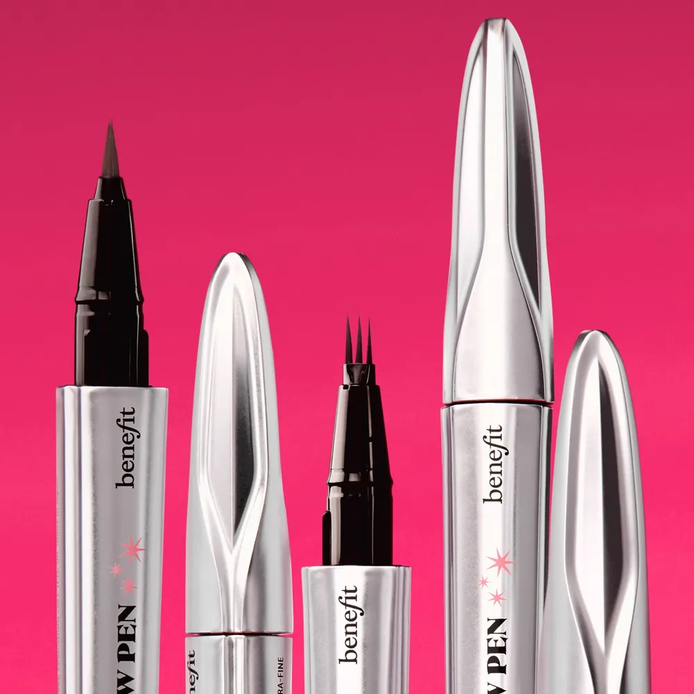 Benefit Mighty Fine Brow Pen 4 Warm Deep Brown, foto 11