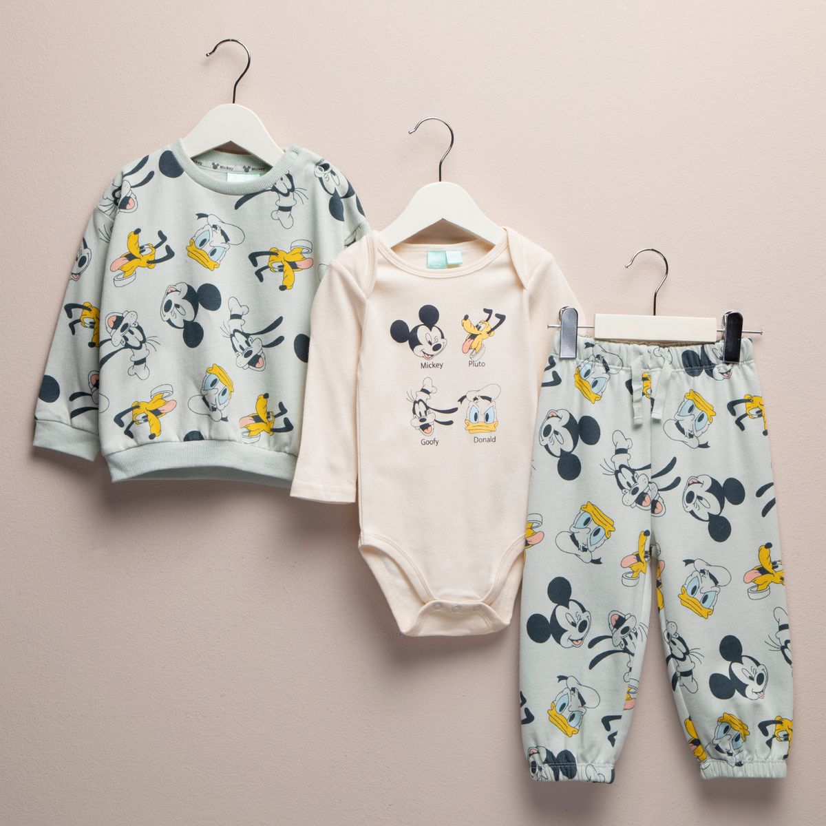 STD CHARACTERS - Conjunto Bebé Niño Mickey Mouse Std Characters