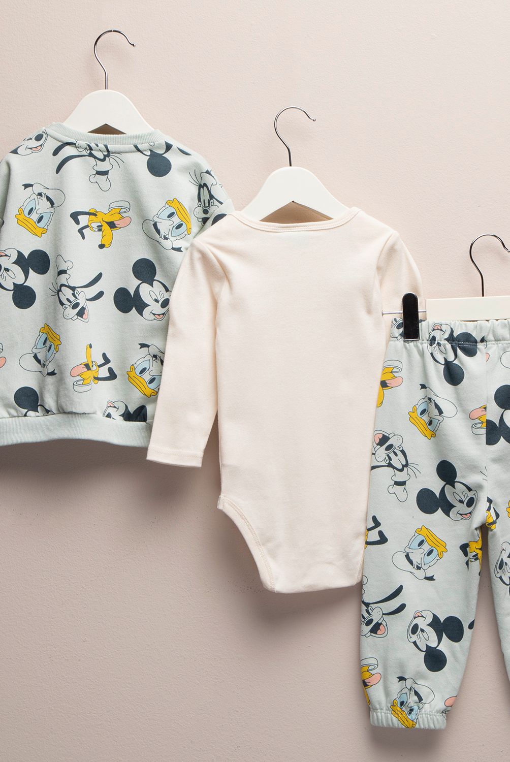 STD CHARACTERS - Conjunto Bebe Niño Mickey Mouse